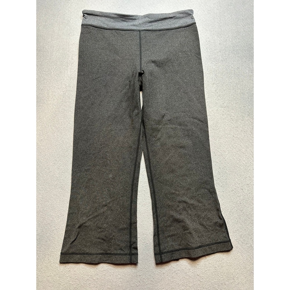 Lululemon Groove Crop Flared Yoga Pant Gray V-Slit Hem Capris Womens Size 6-138